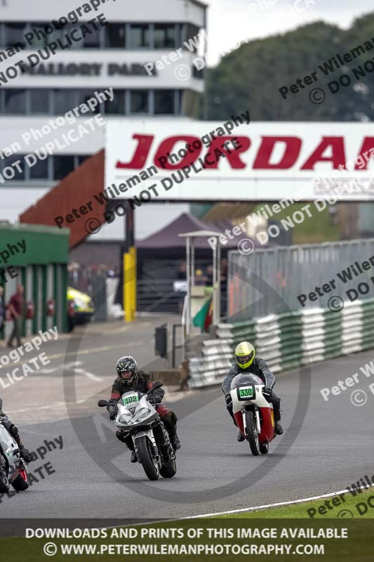 Vintage motorcycle club;eventdigitalimages;mallory park;mallory park trackday photographs;no limits trackdays;peter wileman photography;trackday digital images;trackday photos;vmcc festival 1000 bikes photographs